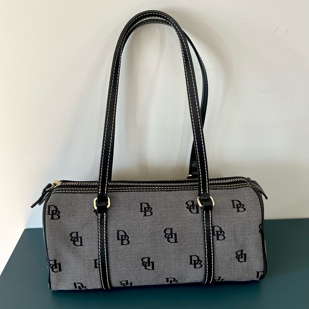 Vintage Dooney and Bourke handbag